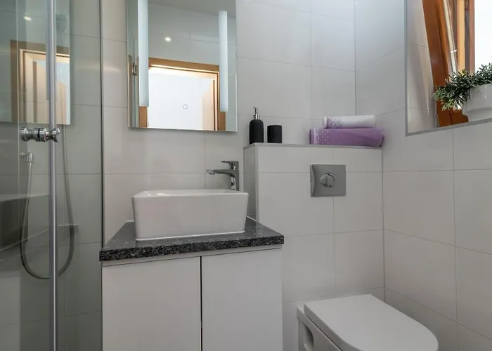 Ivana Apartment *